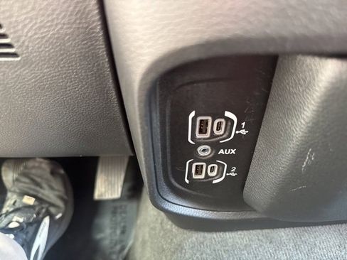 Used 2022 RAM 1500 Big Horn image 22