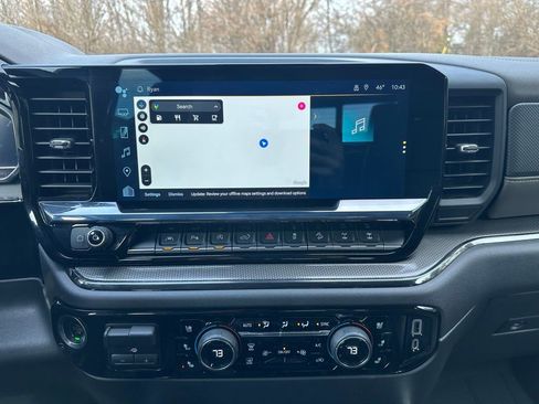 Used 2022 Chevrolet Silverado 1500 ZR2 w/ Technology Package image 21