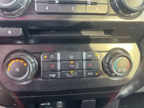 Used 2015 Ford F150 XLT w/ Equipment Group 302A Luxury AWD/4WD image 11