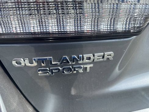 Used 2025 Mitsubishi Outlander Sport LE image 11