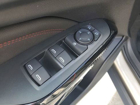 New 2026 Chevrolet Trax RS w/ Driver Confidence Package FWD image 21