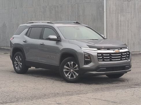 Used 2025 Chevrolet Equinox LT w/ Convenience Package II AWD/4WD image 12