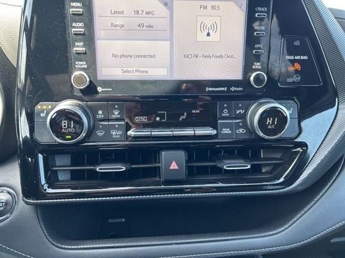 Used 2022 Toyota Highlander XSE AWD/4WD image 26