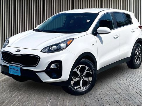 Used 2020 Kia Sportage LX AWD/4WD image 12