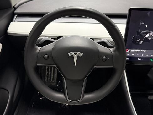 Used 2019 Tesla Model 3 Long Range AWD/4WD image 16
