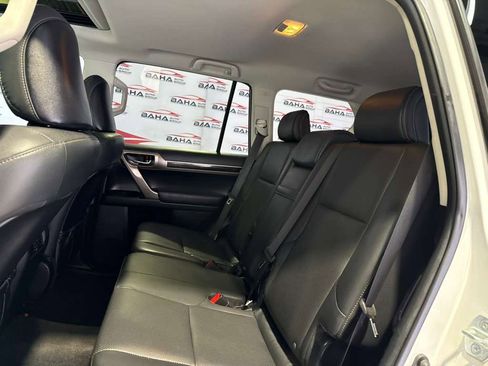 Used 2017 Lexus GX 460 image 39