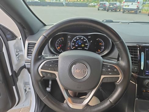 Used 2020 Jeep Grand Cherokee Limited w/ Luxury Group II image 22