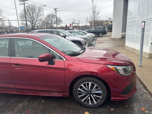 Used 2019 Subaru Legacy 2.5i Premium image 4