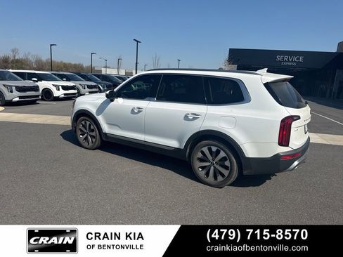 Used 2020 Kia Telluride S w/ S 8 Passenger Seating Package image 4