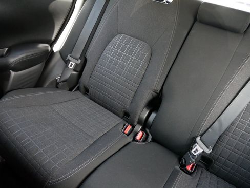 Certified 2023 Honda HR-V LX image 12