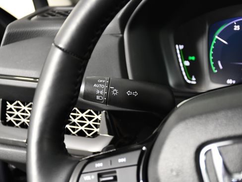 Certified 2025 Honda Accord Touring image 15