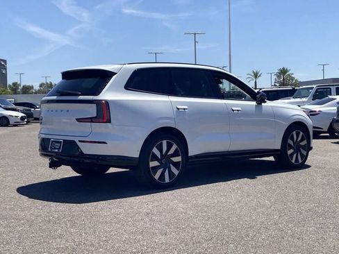 Certified 2025 Volvo EX90 Ultra image 6