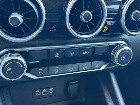 Certified 2023 Nissan Sentra SV FWD image 19