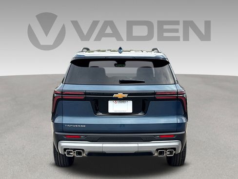 New 2026 Chevrolet Traverse LT w/ Driver Confidence Package FWD image 22