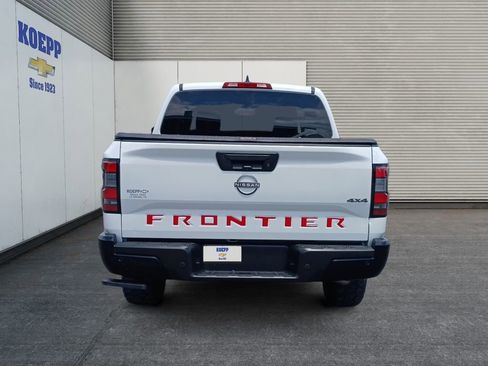 Used 2022 Nissan Frontier S w/ Technology Package AWD/4WD image 4
