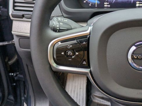 Certified 2023 Volvo XC90 T8 Ultimate image 17