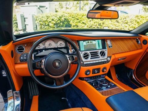 Used 2016 Rolls-Royce Dawn image 61