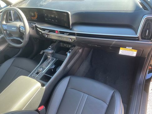 New 2026 Kia Sorento S w/ S Panoramic Sunroof Package FWD image 32