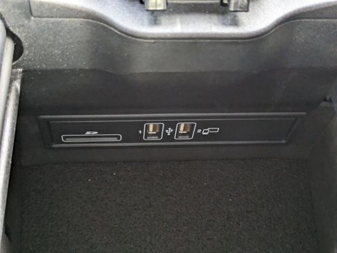 Used 2021 Mercedes-Benz C 63 AMG AMG C 63 image 26