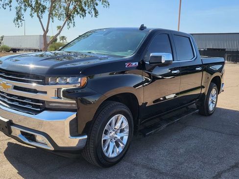 Used 2022 Chevrolet Silverado 1500 LTZ AWD/4WD image 4