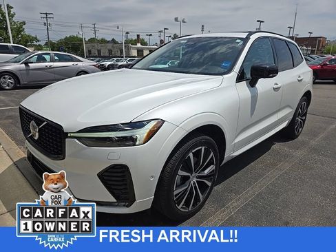 Used 2023 Volvo XC60 B5 Plus w/ Climate Package AWD/4WD image 6
