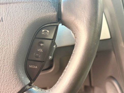 Used 2002 Ford Thunderbird RWD image 19