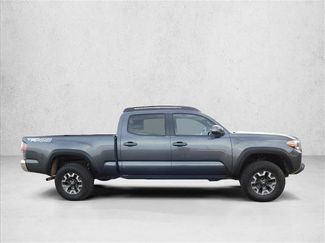 Used 2022 Toyota Tacoma TRD Off-Road AWD/4WD video 4