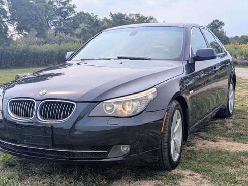 Used 2008 BMW 528xi Sedan image 1