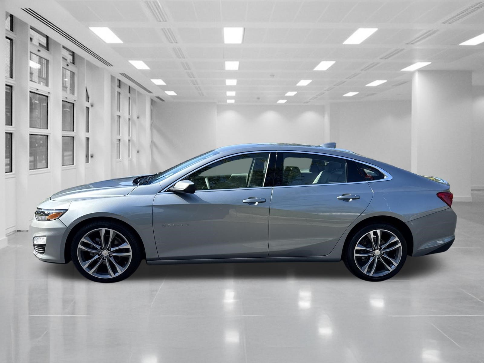 Certified 2025 Chevrolet Malibu LT FWD image 8