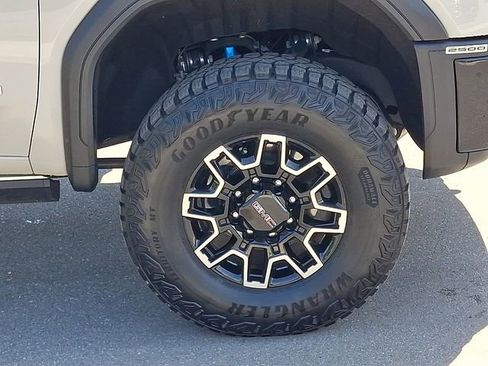 Used 2026 GMC Sierra 2500 AT4X AWD/4WD image 30