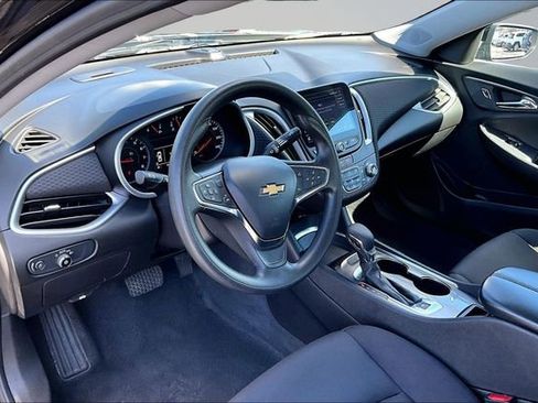 Used 2023 Chevrolet Malibu LT image 16