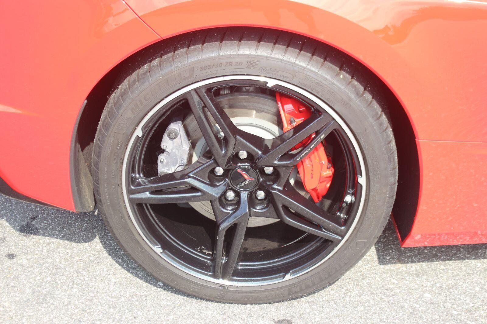 Used 2022 Chevrolet Corvette Stingray Premium Cpe w/ Z51 Performance Package RWD image 45