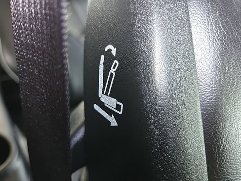 Used 2020 Chrysler Pacifica Limited w/ Advanced Safetytec Group image 92