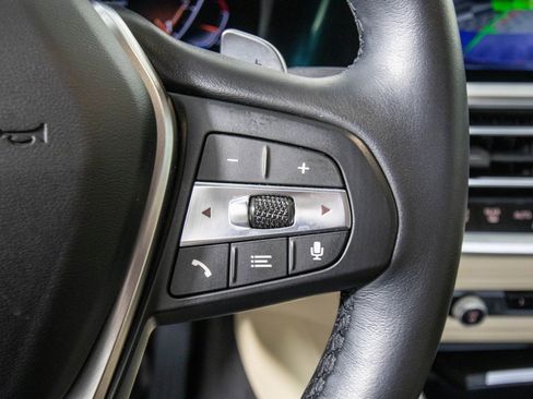 Used 2023 BMW 430i Coupe w/ Premium Package image 18