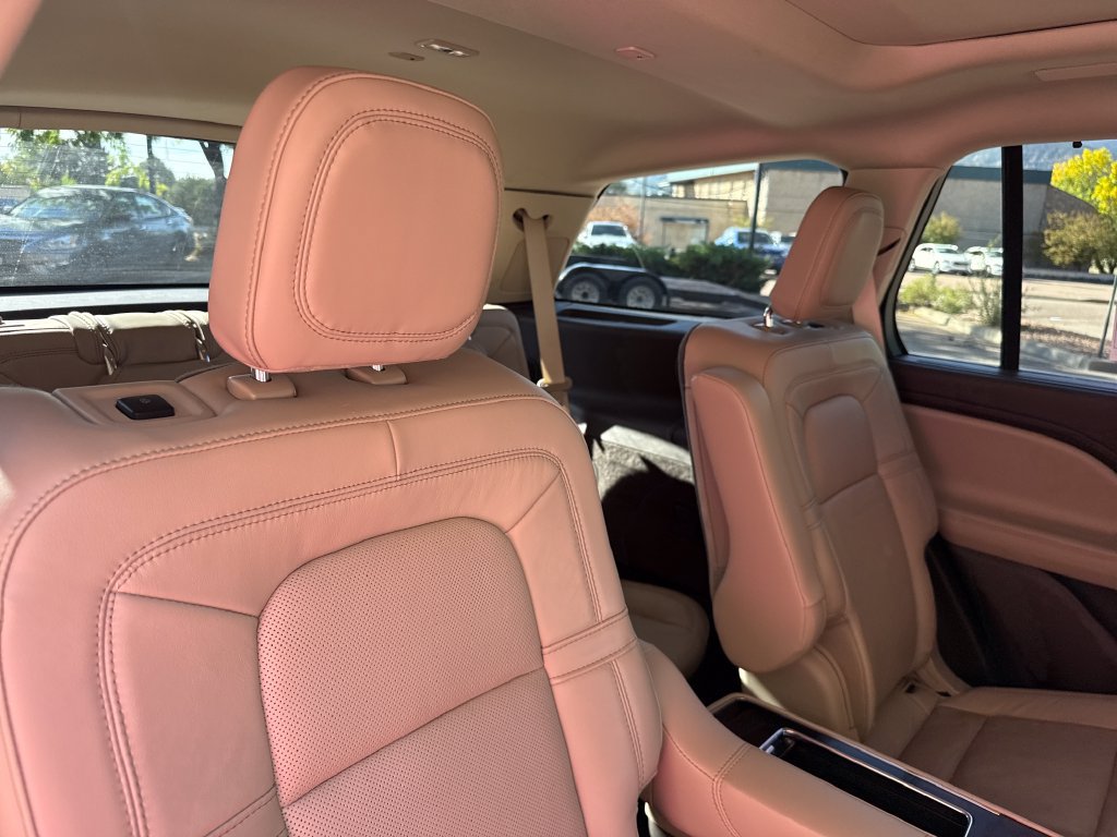 Used 2021 Lincoln Aviator Reserve w/ Equipment Group 201A AWD/4WD image 26