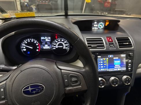 Used 2017 Subaru Forester 2.5i Premium AWD/4WD image 19