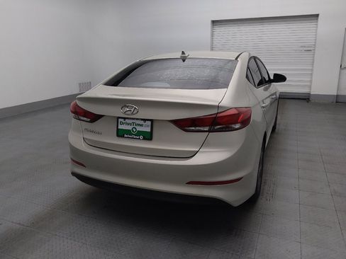 Used 2018 Hyundai Elantra Value Edition FWD image 7