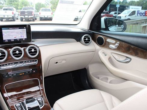 Used 2017 Mercedes-Benz GLC 300 image 15