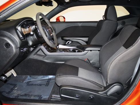 Used 2020 Dodge Challenger R/T Scat Pack w/ Driver Convenience Group image 39