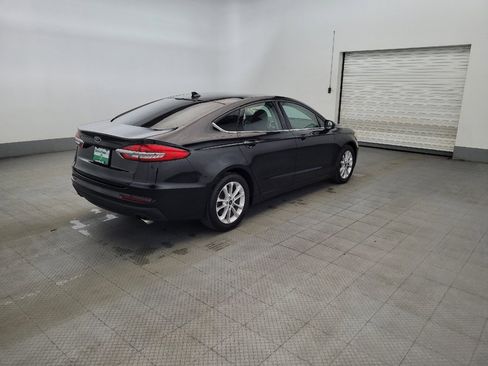 Used 2020 Ford Fusion SE FWD image 10
