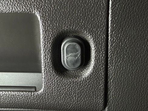 Used 2015 Cadillac Escalade ESV Premium AWD/4WD image 13