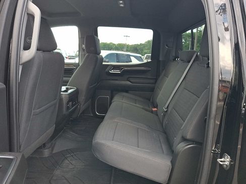 Used 2023 Chevrolet Silverado 1500 RST w/ Redline Edition AWD/4WD image 11