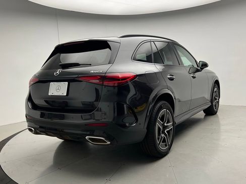Used 2025 Mercedes-Benz GLC 300 4MATIC image 3