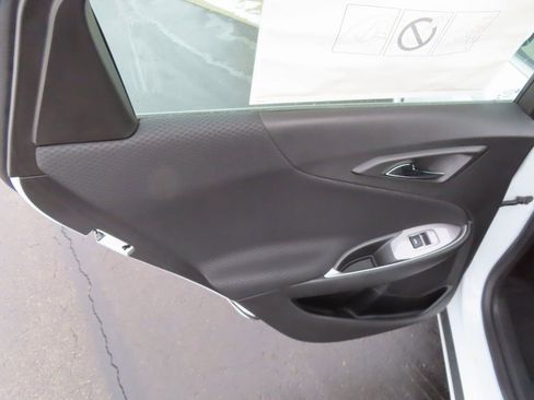 New 2025 Chevrolet Malibu LS image 21