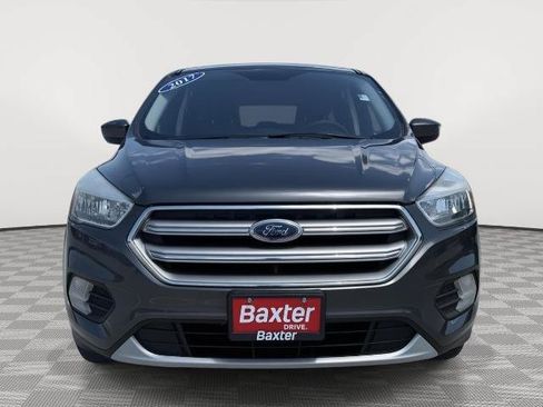 Certified 2017 Ford Escape SE FWD image 2