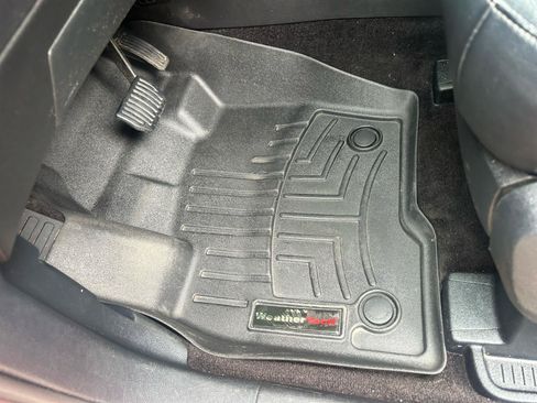Used 2016 Ford Edge SEL w/ Equipment Group 201A AWD/4WD image 21