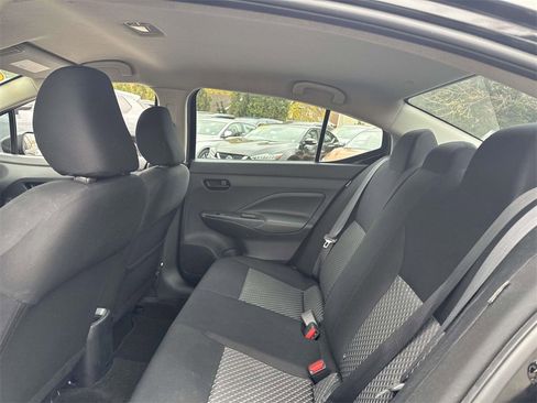 Used 2022 Nissan Versa S image 14