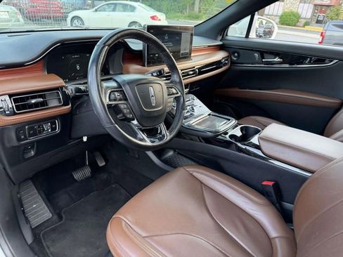 Used 2023 Lincoln Nautilus Reserve w/ Equipment Group 201A AWD/4WD image 10