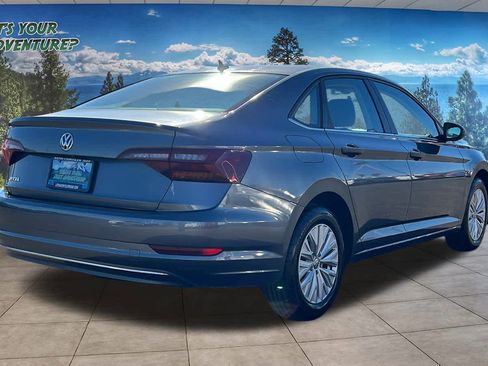 Used 2019 Volkswagen Jetta S image 5