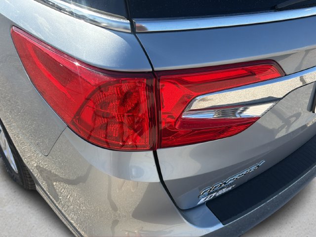 Used 2018 Honda Odyssey LX image 24